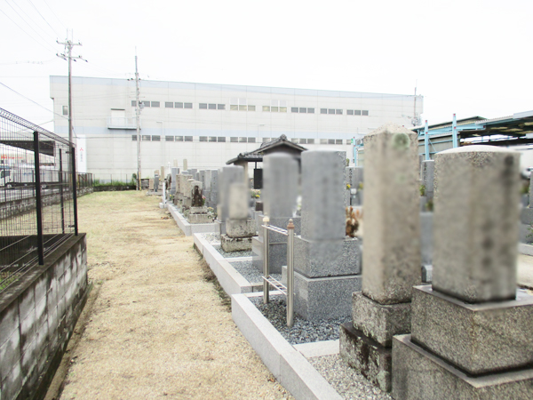 里上津屋区・浜上津屋区墓地（京都府八幡市）