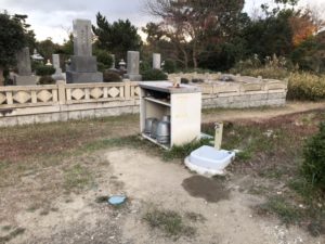 垂水区舞子墓園内にある長傳寺舞子墓地の水場