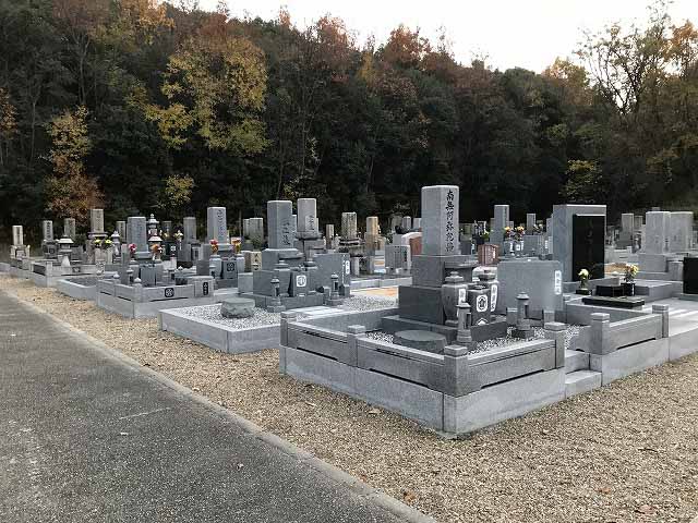 養田霊園（神戸市西区）の墓地の様子