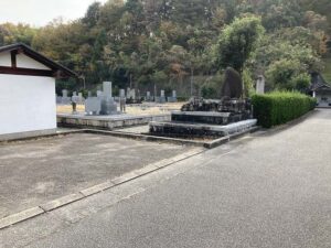 貴志山谷霊苑（三田市）のお墓