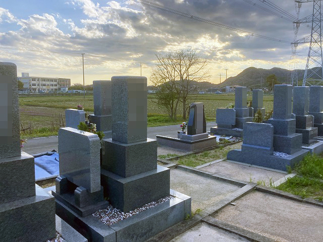 西村墓地（加古川市）のお墓