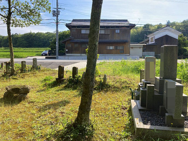 下相野南墓地（三田市）のお墓