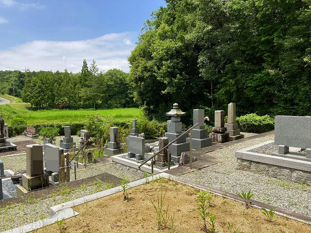 松谷霊園（三田市）のお墓