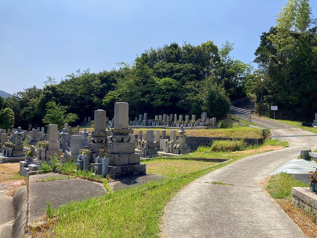 淡路市営室津墓地（淡路市）