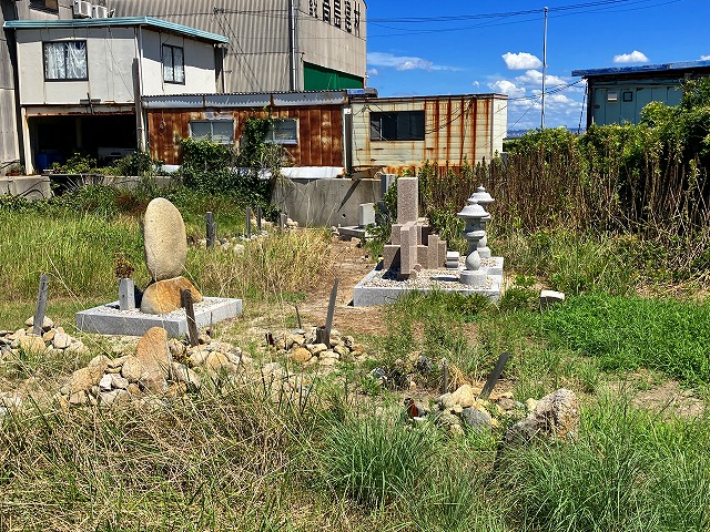 野島蟇浦墓地（淡路市）のお墓