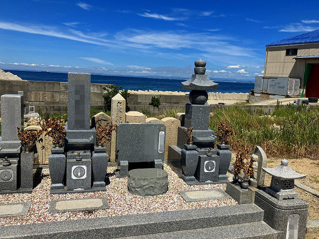 野島蟇浦墓地（淡路市）のお墓