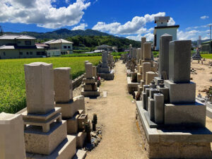 浅野北墓地（淡路市）のお墓