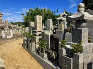 深草墓地（淡路市）のお墓