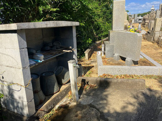 深草墓地（淡路市）のお墓