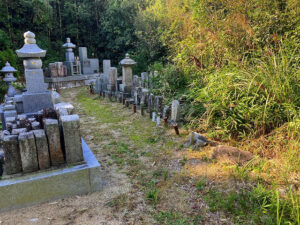 高山甲東墓地（淡路市）のお墓