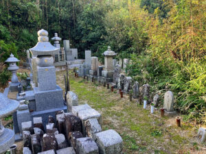 高山甲東墓地（淡路市）のお墓