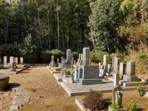 上本庄東墓地（三田市）のお墓