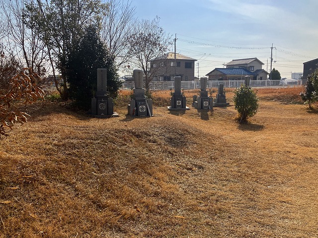 中村圓光寺横墓地（加古郡稲美町）のお墓