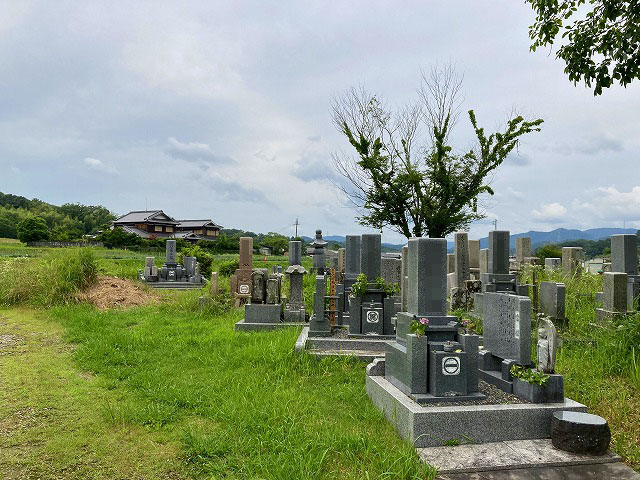 下相野北墓地（三田市）のお墓