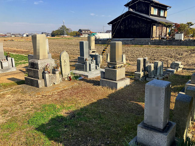 七軒屋墓地（加古郡稲美町）のお墓