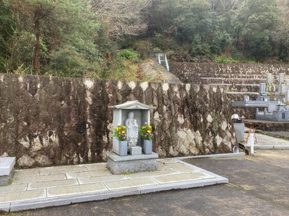 東中墓地（加古川市）のお墓