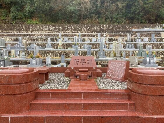 東中墓地（加古川市）のお墓