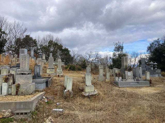 西之山墓地（加古川市）のお墓