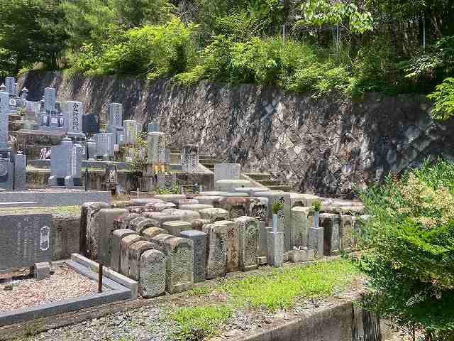 実法寺鎌谷公園墓地（姫路市）のお墓