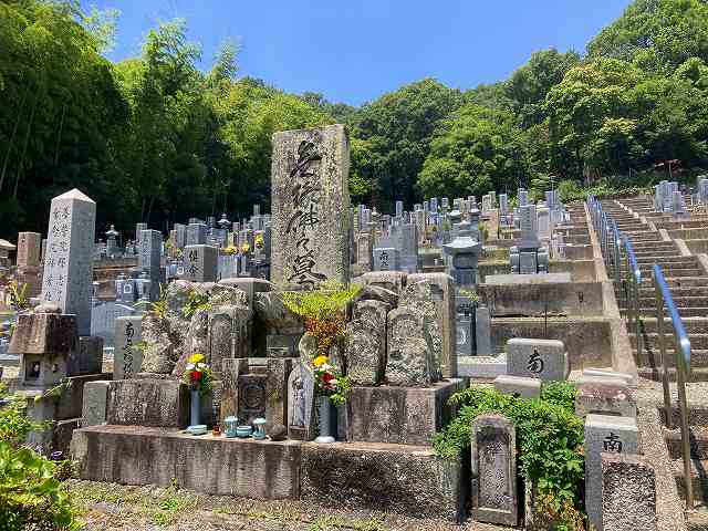 実法寺鎌谷公園墓地（姫路市）のお墓