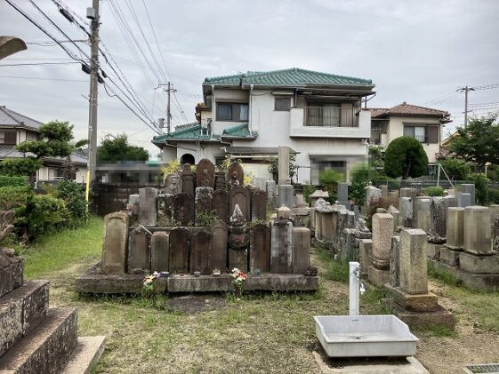 古宮薬師堂墓地（加古郡播磨町）のお墓